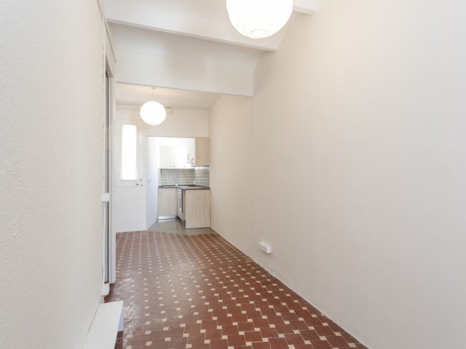 ¡Acogedor piso de 44m2 y 1 habitación, en el centro de Sarrià! .  