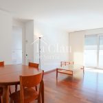 Acogedor y céntrico apartamento/loft situado junto a L'Illa Diagonal.  